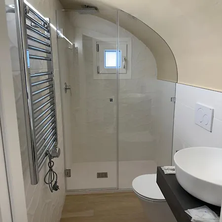 Beata Elia Loft Апартаменти Барі