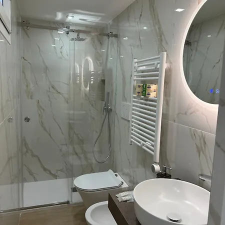Beata Elia Loft Бари