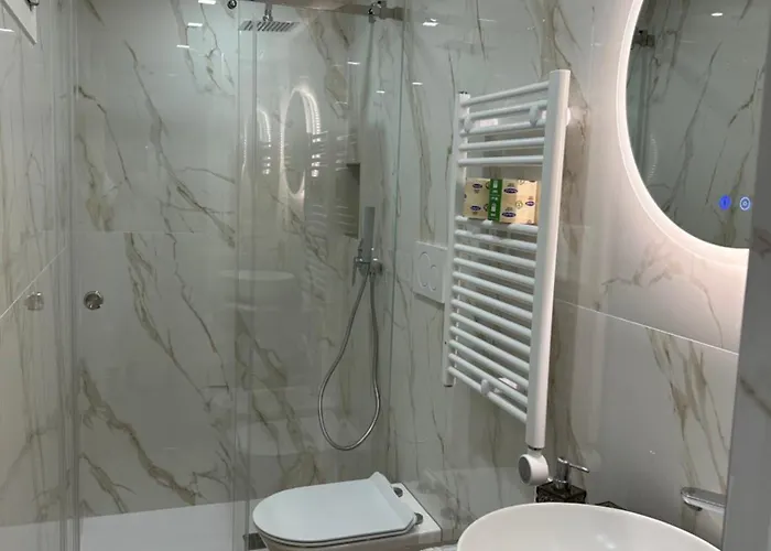 Beata Elia Loft Μπάρι